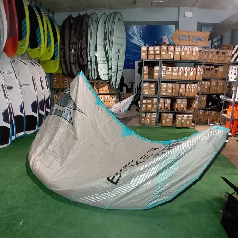 Cometa BOXER S28 10m Naish 2024 Segunda Mano