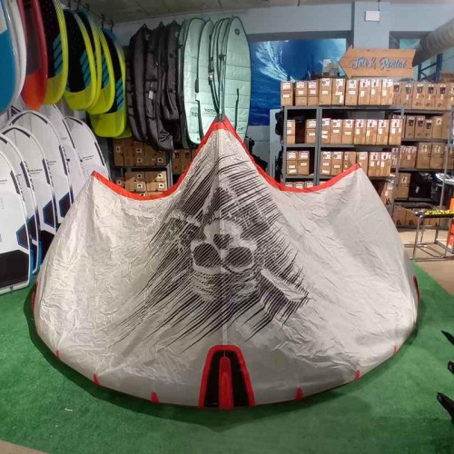 PIVOT LE S28 Aile de Kite 10m Naish 2024 Occasion