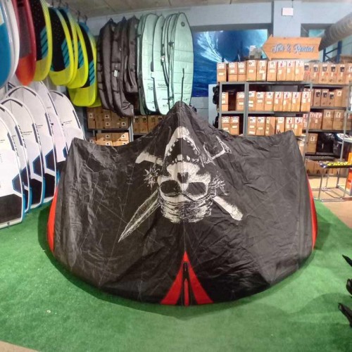 PIVOT LE S28 Kite 8m Naish 2024 Second Hand