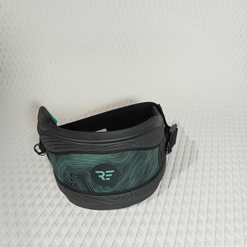 Arnes Wing Foil Vinaka PRO V1 S-M-L-XL Ride Engine 2023 Segunda Mano