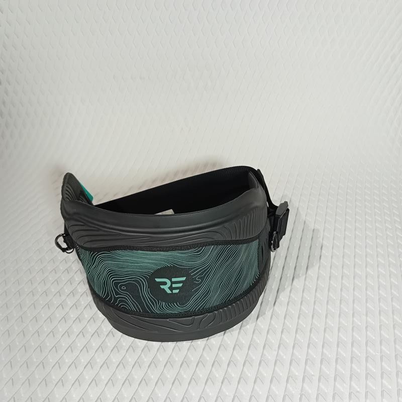 Arnes Wing Foil Vinaka PRO V1 S-M-L-XL Ride Engine 2023 Segunda Mano