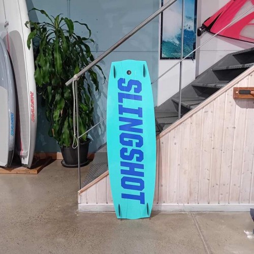 Luna V1 Kiteboard 129cm Slingshot 2021 Second Hand