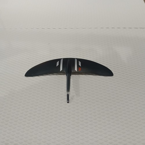 Aile Avant Foil Slingshot One-Lock KITE 755 [TEST]